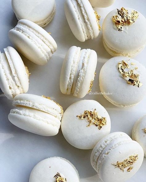 White Macaroons, Number Cake, Number Cakes, Brunch Party, Macaroons, Bon Appetit, Macarons, Christmas Gift, Christmas Gifts