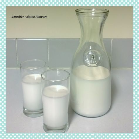 Faux Milk Glass Diy, Milk Jars Ideas Glass Bottles, Milk Jugs Diy, Milk Bottle Craft, Milk Bottle Diy, Fake Cakes, Fake Food Props, Baking Crafts, Coconut Shavings