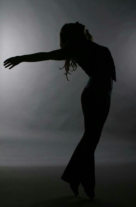 Silouttes Art Woman, Brenda Sykes, Silhouette Photo, Person Silhouette, Creative Shoot, Dance Aesthetic, Feminine Strength, Woman In Suit, Shadow Silhouette