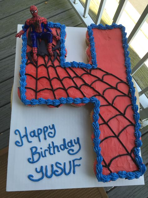 Spiderman cupcakes cake spiderman theme cake Cupcakes Number, Spiderman Theme Cake, Shared Birthday Parties, Cake Spiderman, Superhero Rings, Spiderman Birthday Party Decorations, Spiderman Cupcakes, Spiderman Birthday Cake, Pull Apart Cupcake Cake