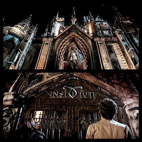 City Of Bones Institute, Shadowhunters Institute, City Of Bones Aesthetic, Shadowhunter Aesthetic, Movie Outside, City Of Bones Book, The City Of Bones, Bones Movie, Shadowhunters Aesthetic