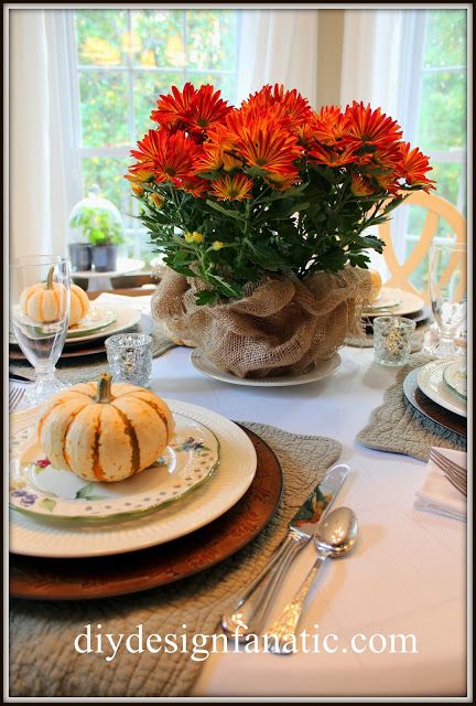 Autumn Tablescapes, Western Centerpieces, Banquet Centerpieces, Potted Mums, Thanksgiving Mom, Thanksgiving Time, Thanksgiving Blessings, Thanksgiving Tablescape, Fall Beauty