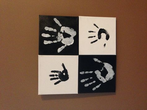 Family Canvas Ideas Diy Projects, Family Canvas Painting Ideas, Family Painting Ideas Diy Canvas, Family Handprint Art, Handprint Canvas, Family Handprint, Handprint Painting, Couple Crafts, Baby Room Diy