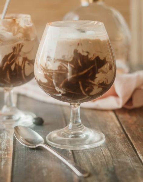 Chocolate Bourbon Mousse, Bourbon Mousse, Boozie Desserts, Bourbon Dessert, Type Of Chocolate, Boozy Treats, Bourbon Chocolate, Bourbon Recipes, Mousse Cakes