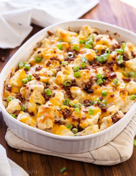 Cheesy Cauliflower Casserole, Broccoli Cauliflower Casserole, Cauliflower Casserole Recipes, Loaded Cauliflower Casserole, Vegetable Casserole Recipes, Loaded Cauliflower, Cheesy Cauliflower, Cauliflower Casserole, Veggie Side Dishes