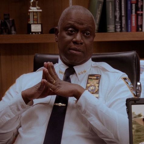 captain raymond holt icon - brooklyn nine nine b99 8x09 the last day andre braugher Captain Raymond Holt Memes, Brooklyn 99 Captain Holt, Captain Holt Aesthetic, Raymond Holt Icon, Brooklyn Nine Nine Captain Holt, Captain Holt Icon, Captain Raymond Holt, Andre Braugher Brooklyn Nine Nine, Raymond Holt Aesthetic