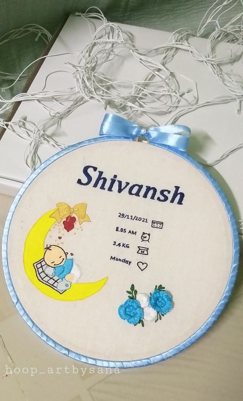 Coustmized hoop arts,Name with birth details Dm for orders Naming Ceremony Gift Ideas, Shower Baskets, Photo Embroidery, Diy Jar, Baby Shower Baskets, Painted Clothing, Birth Records, Easy Doodles, Hand Painted Clothing