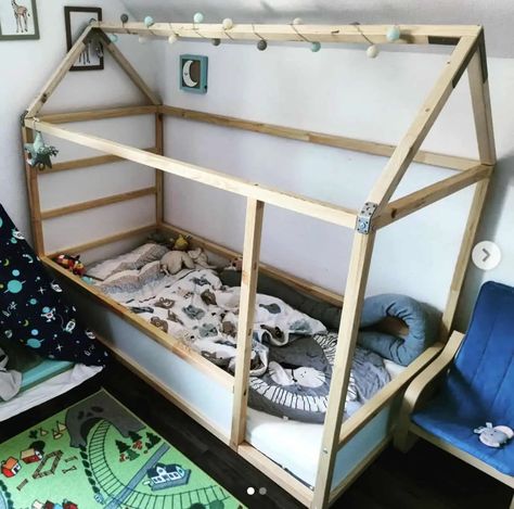 Ikea Kura Floor Bed Hack, Ikea Montessori, Raised Platform Bed, Bed Hacks, Bunkie Ideas, Kura Bed Hack, Ikea Kura Bed, Kura Bed, Ikea Kura