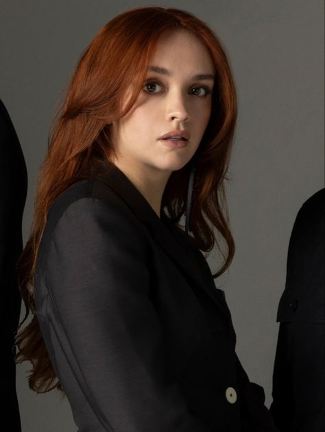 Olivia Cooke Hair, Alicent Hightower Hair, Olivia Cooke, Layered Haircuts With Bangs, Alicent Hightower, Targaryen Aesthetic, Hazel Eyes, Ginger Hair, Bad Hair