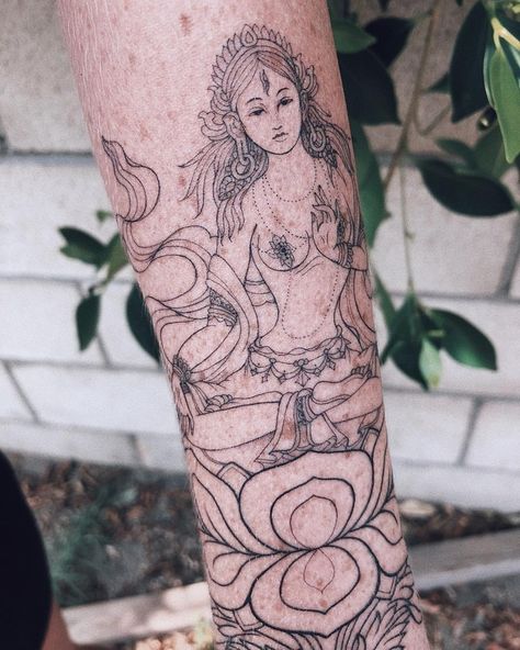 White Tara 🖤 #sashamasiuk #sashatattooing  (at Beverly Hills, California) Tara Buddha Tattoo, Tara Tattoo Goddess, Tara Tattoo, Tattoos Flowers, Tara Goddess, Buddha Tattoos, White Tara, Goddess Tattoo, Buddha Tattoo