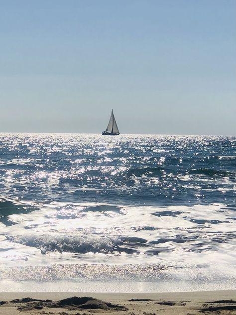 Ava Aesthetic, Hamptons Summer, Coastal Granddaughter, Coastal Life, Images Esthétiques, Italian Summer, Summer Dream, In The Ocean, Beach Aesthetic