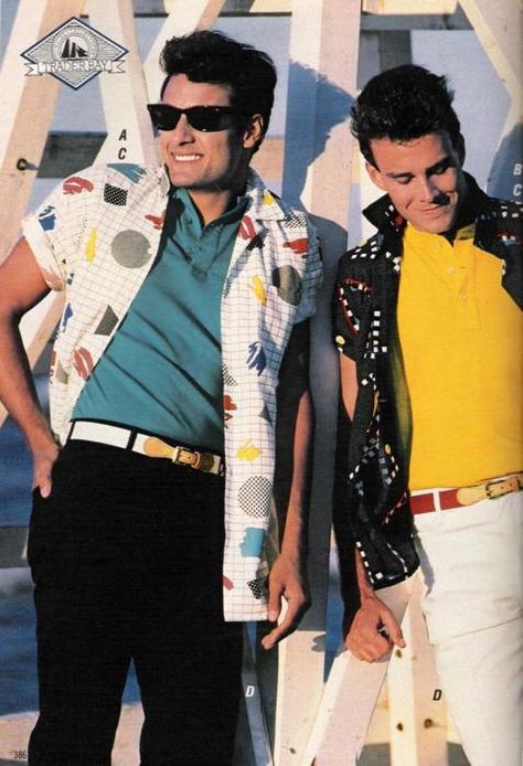 1987 advert for men’s fashions.  Turquoise shirt with black pants, and that white button up is so rad. 80's styling~ Mens Fashion 1980s, 80s Fashion For Men, 1980s Mens Fashion, 80s Mens Fashion, 1980s Men, 80s Fashion Men, Look 80s, 80s Party Outfits, 1980 Fashion