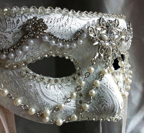 White Brocade and Diamonds Bridal Masked Ball by DaraGallery #hudsonvalley Diamond Costume, White Masquerade Mask, White Masquerade, Pearl Mask, Couples Masquerade Masks, Sparkling Dress, Masquerade Theme, Bridal Mask, Bead Landing