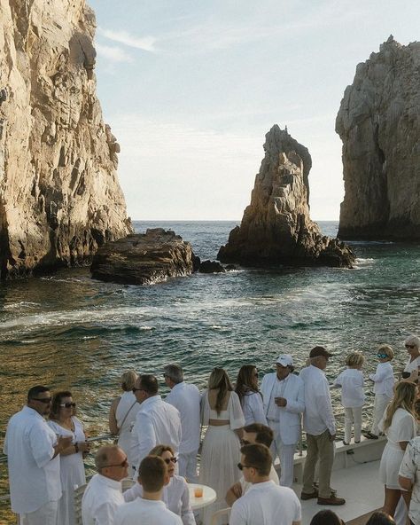 Boat Wedding Party, Destination Wedding Welcome Party Ideas, Cabo Engagement Photos, Beach Wedding Welcome Party, Acre Cabo Wedding, Boat Party Aesthetic, Wedding Welcome Party Ideas, Beach Welcome Party, All White Yacht Party