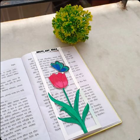 𝐃𝐈𝐘 𝐁𝐨𝐨𝐤𝐦𝐚𝐫𝐤 🦋🌷📚✨ . . #art #artist #artistsoninstagram #explore #explorepage #bookmark #fyp #trending #trendingreels Bookmark Art, Diy Bookmark, Islamic Kids Activities, Book Marker, Footprint Crafts, Diy Bookmarks, Book Markers, Book Art Diy, Paper Drawing