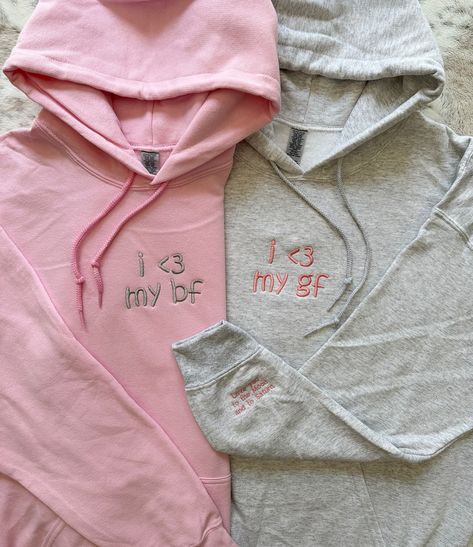 wanna get matching hoodies?🤭💕 This gift is something they will wear forever & when they wear it they’ll be reminded of how much love & appreciation you have for them🫶🏼 Which set is your favorite?💫 SHOP NOW~Link in bio<3 ~~ #anniversary #anniversarygift #gift #embroiderymachine #embroidery #custominitials #asmr #embroideryasmr #SmallBusiness #bfgiftideas #gfgiftideas #boyfriendgiftideas #girlfriendgiftideas #matchingcouplesoutfits #matchingcouples #matchingcouplehoodies #matchingbesties ... 3 Anniversary, Matching Hoodies For Couples, Matching Hoodies, Bf Gifts, Custom Initials, Matching Couples, Boyfriend Gifts, Girlfriend Gifts, Machine Embroidery