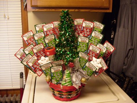 Lottery Themed Gift Basket, Lottery Tickets For Christmas, Gifting Lottery Tickets Christmas, Lottery Tree, Lottery Ticket Christmas Gift, Scratchers Bouquet Lottery Tickets, Lotto Baskets, Lottery Ticket Gift Ideas, Lottery Ticket Bouquet