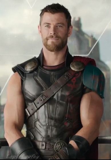 Thor Chris Hemsworth, Thor God Of Thunder, Thor God, Thor Marvel, Chris Hemsworth Thor, Thor Odinson, The Mighty Thor, Thor And Loki, Marvel Men