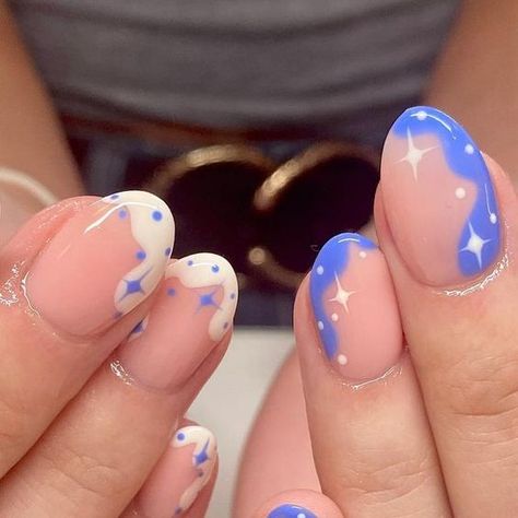 Press On Nails Aesthetic Short, Nail Designs Cute Creative, Short Nail Designs Shellac, Easy Short Gel Nail Designs, Nail Art Designs On Short Nails, Blueberry Cow Nails, Nail Themes Ideas, Cute Nails Back To School, Short Almond Nails Designs Simple