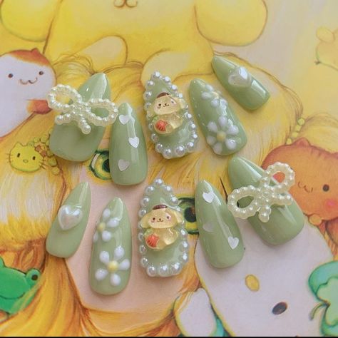 Green Nails Charms, Green Manicure Ideas, Nail Charm Designs, Pompompurin Nails, Sanrio Nails, Quinceanera Nails, Summer Nails 2024, Makeup Nails Designs, Diy Acrylic Nails