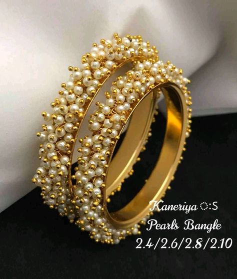 Moti Bangles Design, Pearl Bangles Indian Gold, Moti Bangles, Pearl Bangles, Beautiful Bangles, Girls Things, Indian Bangles, Poses Women, Fancy Jewellery Designs