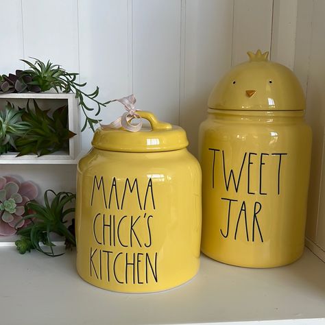 Rae Dunn Spring Easter Chick Jar Canister Set Of 2 Yellow Rae Dunn Easter Display, Rae Dunn For Sale, Pumpkin Carver, Rae Dunn Spring, Peanuts Halloween, Rae Dunn Disney, Rare Rae Dunn Mugs, Santa Helper, Soup Mugs