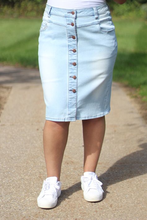 A line denim skirt