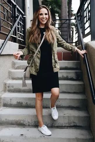 Fall Dress And Tennis Shoes, Black Dress Green Jacket, Parka Jacket Outfit Casual, Black Dress Sneakers Outfit, T Shirt Dress Outfit Fall, Black Knit Dress Outfit, Black T Shirt Dress Outfit, Black Dress White Sneakers, Dress And Shirt Layer Outfit