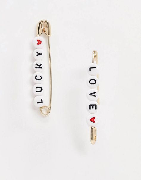 Word Earrings, Earrings Ideas, Pin Earrings, Safety Pin Earrings, Letter Earrings, Diy Gifts For Friends, Bracelets Design, Silver Toe Rings, Diy Gifts For Boyfriend