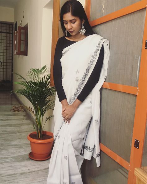 A khadi silk saree styled with a black crop top  #trendylooksarees #sareelooks #sari #sareelovers #designersaree Saree With Crop Top, Crop Top Saree, Khadi Silk Saree, Blouse Designs Indian, Black Crop Top, Fancy Sarees, Saree Styles, Black Crop, Black Crop Tops