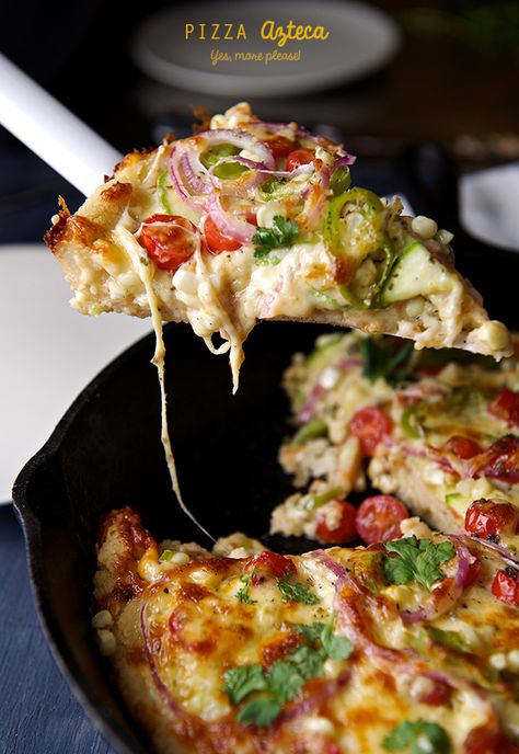 pizza azteca - a gluten-free pizza pie made with corn masa flour Masa Harina Recipes, Maseca Recipes, Pizza Mexicana, Plant Meals, Masa Recipes, Hatch Peppers, Zucchini Corn, Cooking Pizza, Summer Vegetables