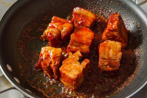 Gochujang Braised Pork Belly Recipe Gochujang Pork, Gochujang Recipe, Braised Pork Belly, Glazed Pork, Pork Belly Recipes, Grilled Dinner, Pork Glaze, Asian Foods, Braised Pork