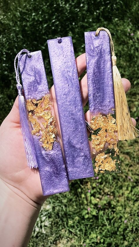 Purple Resin Bookmark, Rehal Quran, Epoxy Resin Flooring, Resin Bookmarks, Bond Paper Design, Mini Printer, Diy Bookmarks, Epoxy Resin Art, Diy Resin Art