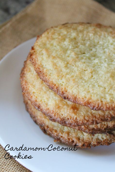 Marcus Samuelsson’s Cardamom-Coconut Cookies+Meet the Chef at Macys! | Johanny's Kitchen Cardamom Recipe, Cardamom Cookies, Glutenfri Baking, Coconut Cookies Recipes, Coconut Cookies, Coconut Recipes, Biscuit Cookies, Gluten Free Cookies, Cookies Recipes Christmas