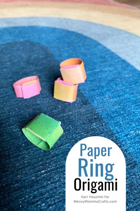 Origami Ring Step By Step, Paper Ring Origami, How To Make Paper Rings, Paper Rings Tutorial, Ring Origami, Origami Ring, Easy Origami For Kids, Paper Bracelet, Hanging Craft Ideas