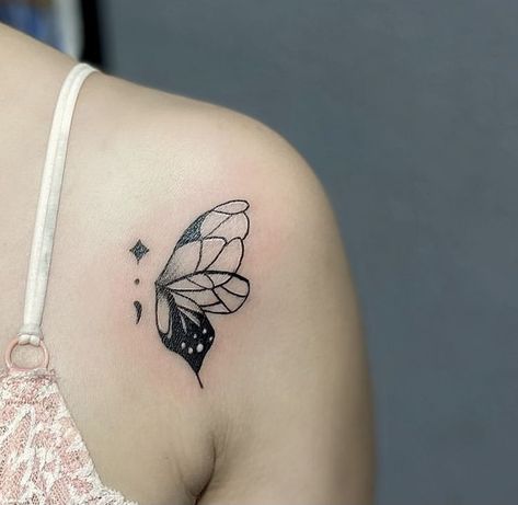 Butterfly Tattoo Front Shoulder, Butterfly Tattoo Shoulder, Butterfly Shoulder Tattoo, Half Butterfly Tattoo, Butterfly Wing Tattoo, Half Butterfly, Butterfly Tattoo On Shoulder, Tattoo Shoulder, Tattoos Inspiration