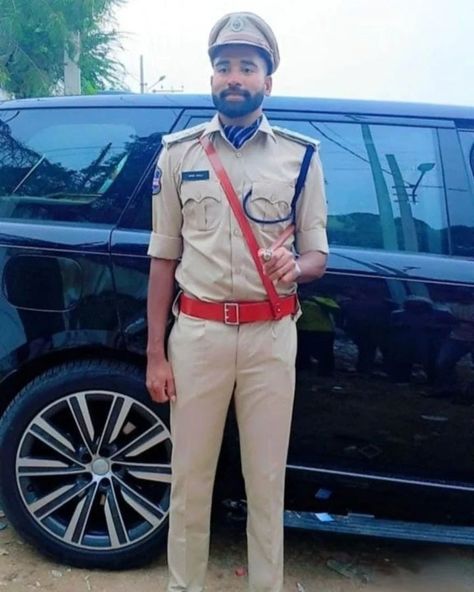 DSP Mohammad Siraj On Duty. Mohammad Siraj, Mohammed Siraj, Cricket Team, Hyderabad, Quick Saves