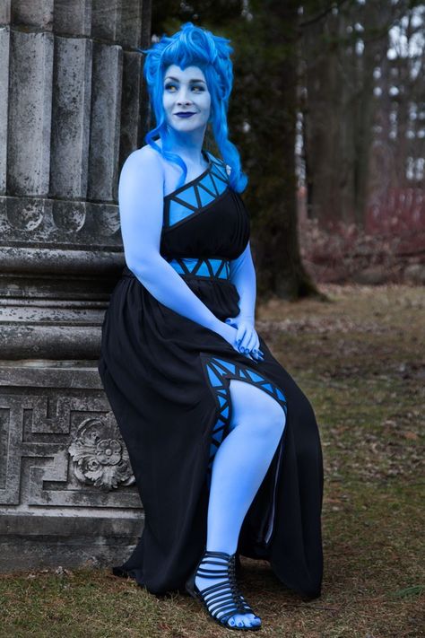 Hades Cosplay, Disney Hades, Hades Costume, Gender Bend, Work Rules, Diy Halloween Costume, Halloween Costume Outfits, Disney Cosplay, Halloween 2023