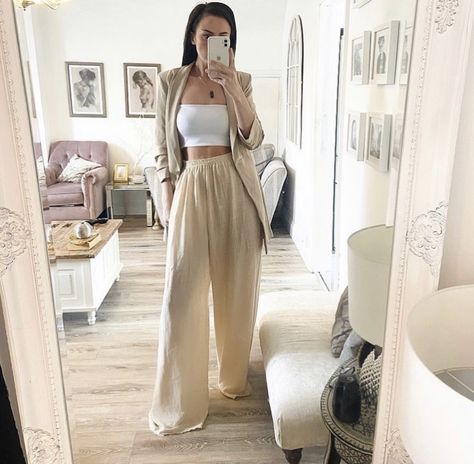 gorg sahara trousers from @victorialeighofficial on instagram 🌞 Linen Trousers Outfit, Mama Outfits, Summer Going Out Outfit, Tailored Clothes, Trouser Outfit, Vacation Wear, Long Trousers, Cotton Linen Fabric, Going Out Outfits