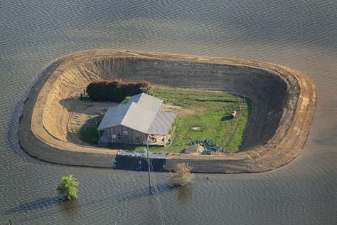 . Zombie Proof House, Random Facts, Crazy Funny, Mississippi River, Bloopers, Extreme Weather, Natural Disasters, Aerial View, New Age