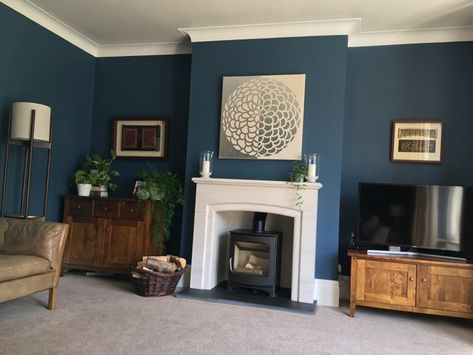 Teal Wall White Fireplace, Lounge Colour Ideas Color Schemes, Midnight Teal Dulux Heritage, Midnight Teal Living Room, Teal Sitting Room Ideas, Dark Teal Feature Wall Living Room, Dulux Midnight Teal, Heritage Blue Paint, Dulux Sapphire Salute Living Rooms