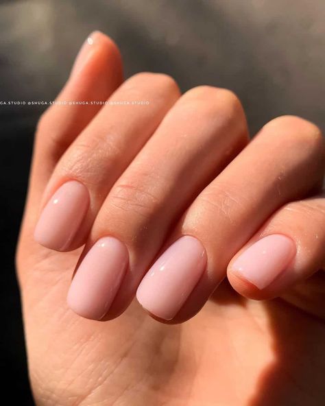 Short & Natural Oval Nude Nails Square Oval Nails, Nude Manicure, Natural Nails Manicure, Bridesmaids Nails, Nude Nail Designs, Work Nails, Her Nails, Classic Nails, Cute Gel Nails