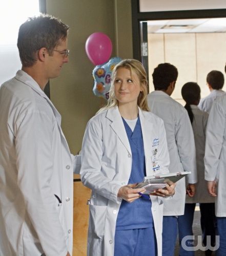 EMILY OWENS, M.D. -- â€˜Pilotâ€™ -- image EO100C_227 Pictured (L-R): Justin Hartley as Will and Mamie Gummer as Emily Owens  Photo: Michael Courtney/The CW -- © 2012 The CW Network. All Rights Reserved. Emily Owens Md, Mamie Gummer, Justin Hartley, Superman Lois, Pilot Episode, The Cw, Season 1, Movie Tv, Not Found