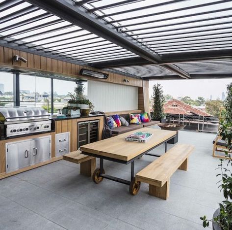 (1) New Message! Roof Terrace Design, Terrace Kitchen, Terrace Ideas, Modern Outdoor Kitchen, Rooftop Terrace Design, Rooftop Design, Outdoor Kitchen Appliances, Bbq Kitchen, Rooftop Patio