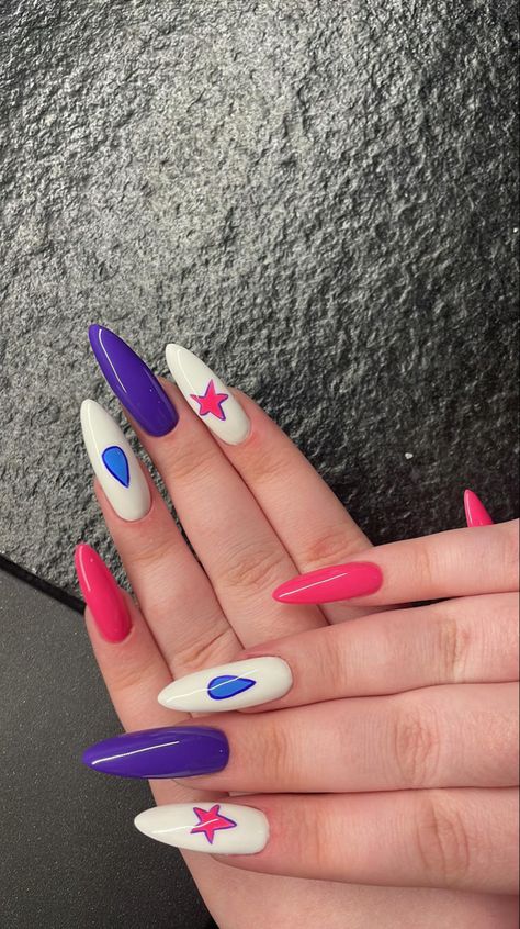 Hisoka Inspired Nails, Easy Anime Nail Designs, Hisoka Nails Design, Anime Gel Nails, Maxident Nails Skz, Hunter X Hunter Nail Art, Hisoka Nails, Cute Anime Nails, Hxh Nails