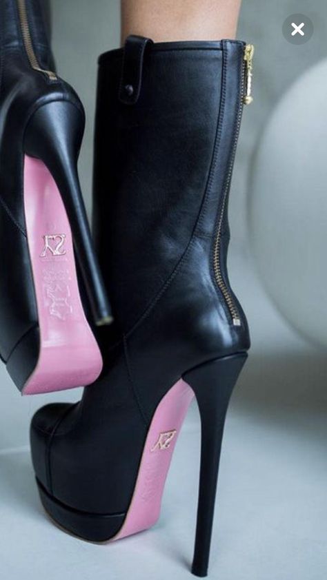 Women Shoes Stilettos #shoe #shoes #womenshoes High Heel Stiefel, Leather High Heel Boots, Womens Black Booties, High Heeled Boots, Cute Boots, Leather High Heels, Fabulous Shoes, Black High Heels, Crazy Shoes