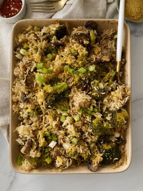 Mushroom Broccoli Rice Bake - Something Nutritious Broccoli Rice Bake, Mushroom Rice Casserole, Chicken Mushroom Rice, Parmesan Crusted Fish, Broccoli Mushroom, Mushroom Broccoli, Rice Bake, Dash Diet Recipes, Baked Mushrooms