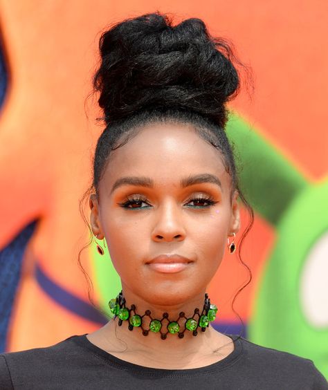 Janelle Monae Hair, Janelle Monae Makeup, Natural Hairstyles For Natural Hair, Cute Buns Black Women, Twisted Bun Hairstyles, Bun Updo Hairstyles For Black Women, Janelle Monae Hairstyles, Buns For Black Women, Black Woman Hair Styles