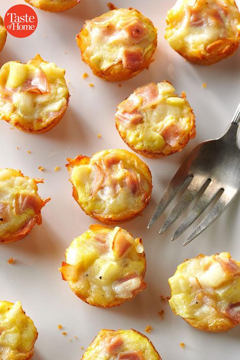 Ham And Cheese Puffs, Thanksgiving Appetizers Finger Foods, Crescent Roll Appetizers, Cheese Puffs Recipe, Gameday Food, Appetizers Finger Foods, Sausage Quiche, Ham And Cheese Quiche, Puff Recipe