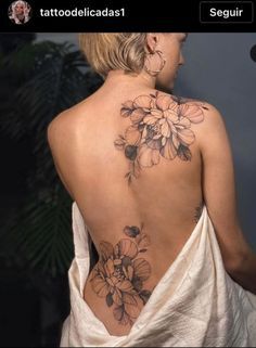 Beautiful Back Tattoos, Feminine Back Tattoos, Side Hip Tattoos, Floral Back Tattoos, Backpiece Tattoo, Mastectomy Tattoo, Flower Tattoo Shoulder, Back Of Shoulder Tattoo, Red Ink Tattoos